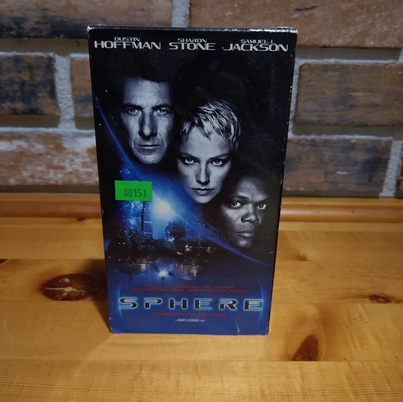 6/$15 Sphere 1998 Sci-fi Thriller VHS video tape movie - Picture 2 of 14